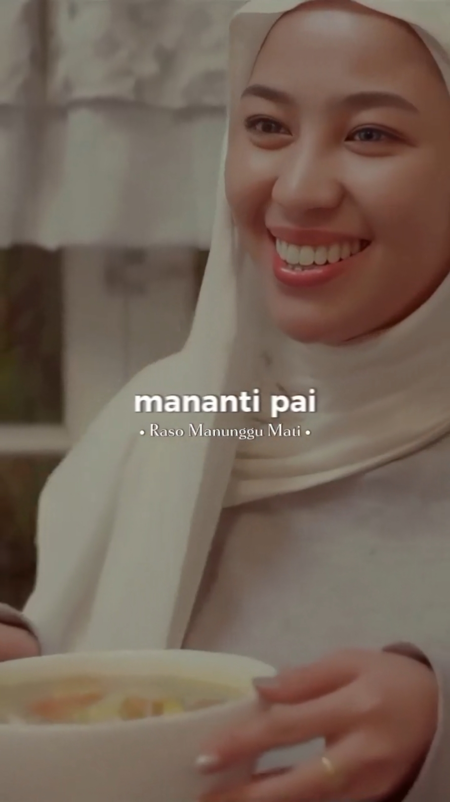 #CapCut #minangtiktok #soundminang #lirikminang #laguminang #musikminang #bujang_rantau_ #fypシ #fypminang @elsapitalokareal 