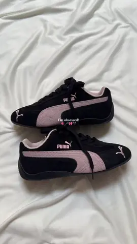من اكثر الشوزات اللي حبيتوها! 🪄🖤 #fyp #fypage #اكسبلور #SOLE #شوزات #explore #puma #4u #الهبه#ترند #السعودية #بوما 