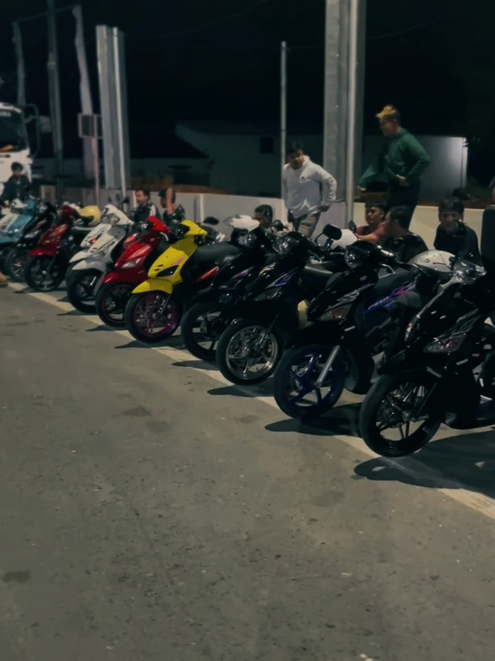 pesona motor 2jt #mikaa #miokhalifah #miobojonegoro #miogangbojonegoro #miosporty #miomodifikasiindonesia #5tlgank🚀 #fy #fypage 