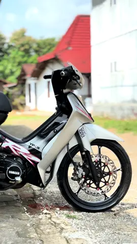 Fizr 2002 aseeliiii perak bolo 🥰 #fizr #2stroke #fizr_2stroke #2strokepati #fizrpati #twostroke #2strokepatiraya #2strokelover #2strokeindonesia #fizrmodifikasi #fizrindonesia #jualfizr 