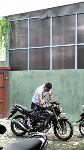 mangu po mangku🗿 #CapCut #fyp #cb150r #cb150ragstyle #cb150rmodifikasi #dohcgank #cb150rv4 #cb150rfamilia 
