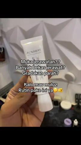 Solusi buat yg jerawatan dan ada bekasnya juga #acnaway #acnawaystubborn #jerawat #salepjerawat #fyp #viral 