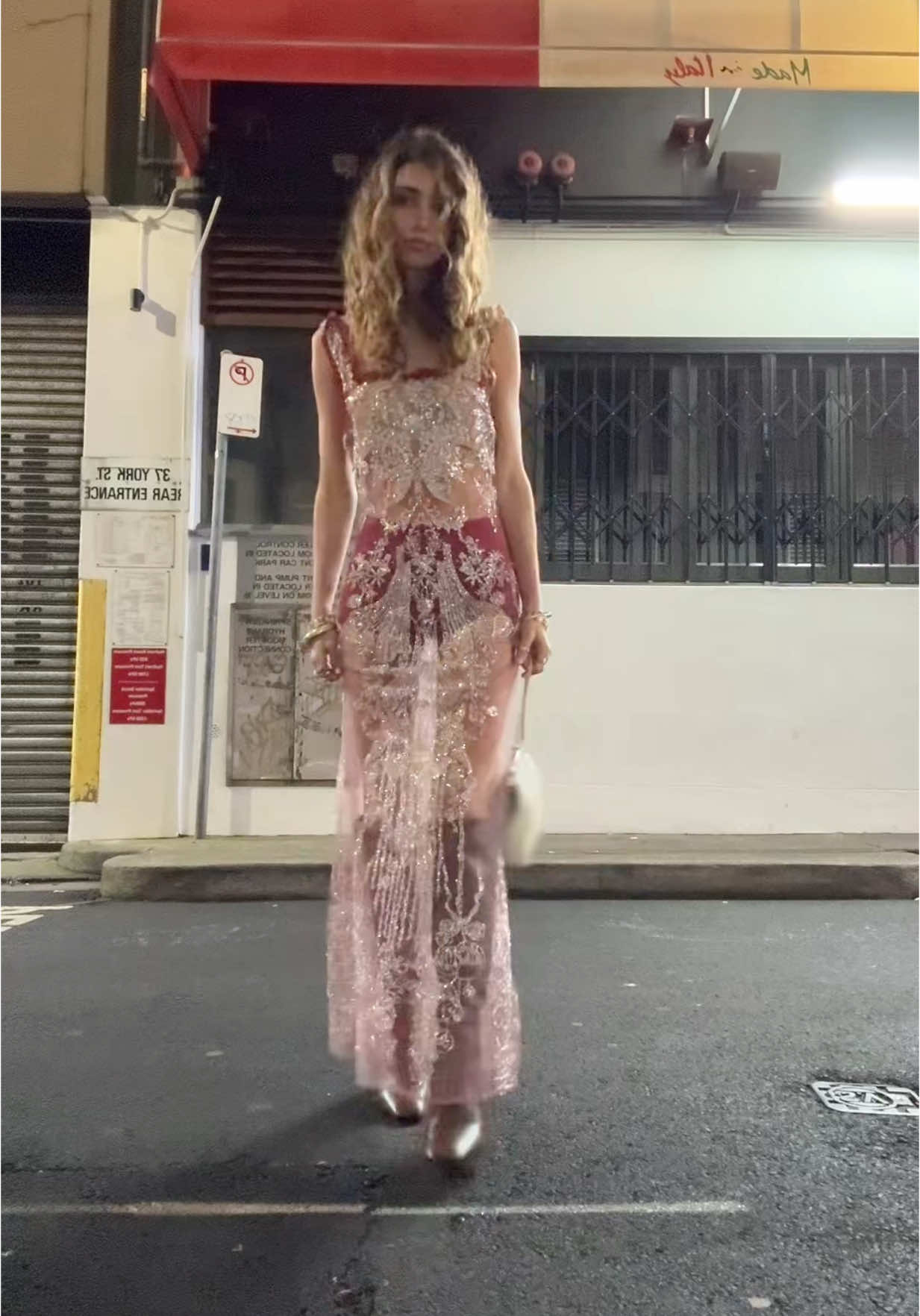 Most incredible dress ever wow 