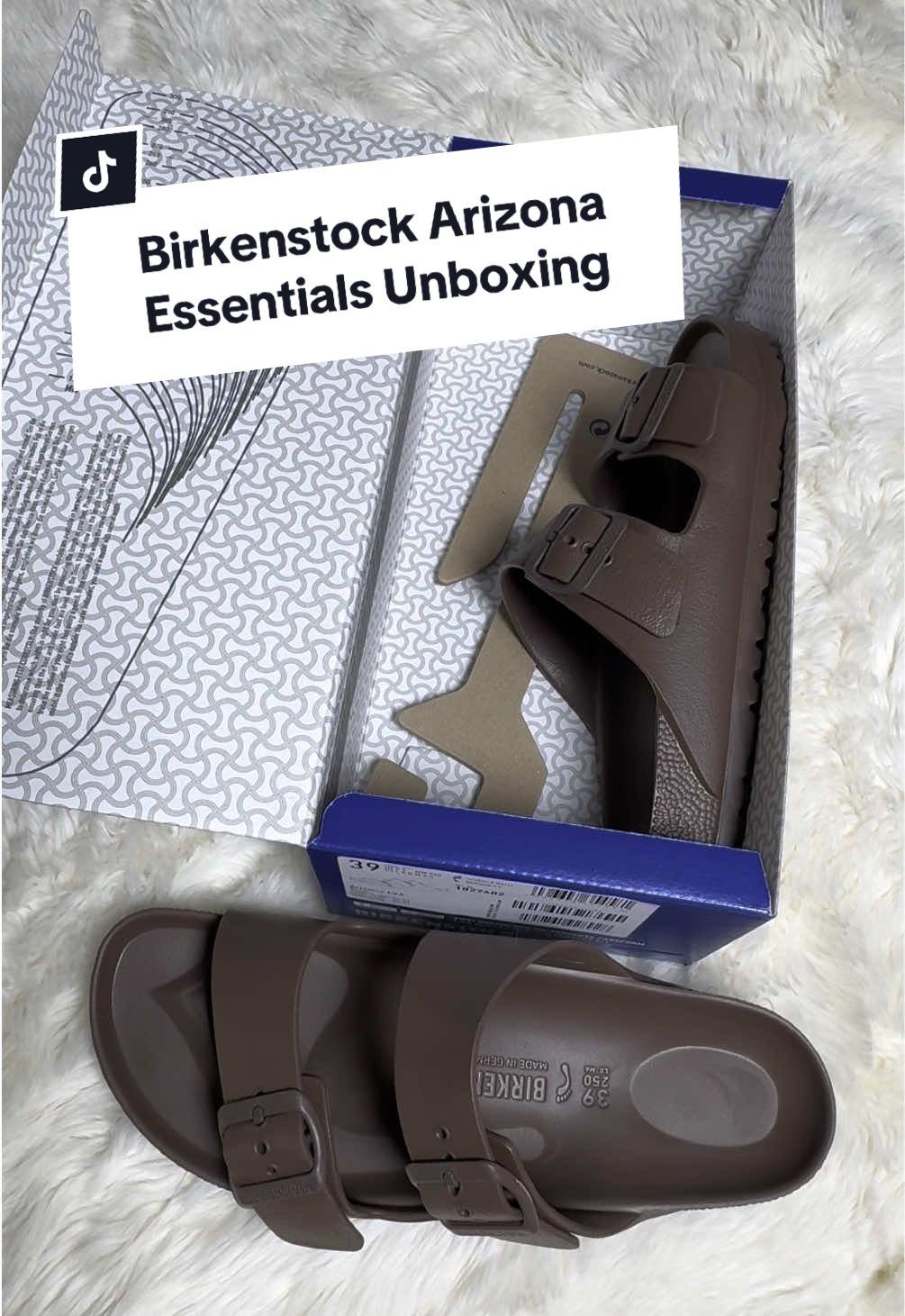Birkenstock Arizona Essentials EVA - in the color Roast. I was looking for brown Birkenstocks and found these. I like looking at videos of products before I buy them, and couldn’t find any for this color. So I had to make an unboxing for y’all soon as they came in! They’re water-resistant as well. Size DOWNNNNN! #birkenstock #birkenstockeva #birkenstockarizona #arizonabirkenstock #arizonaessentials #sandals #waterproofsandals #waterproofbirkenstocks #birkenstockarizonaessentials #birkenstockslides #brownbirkenstocks #unboxing #birkenstockunboxing 