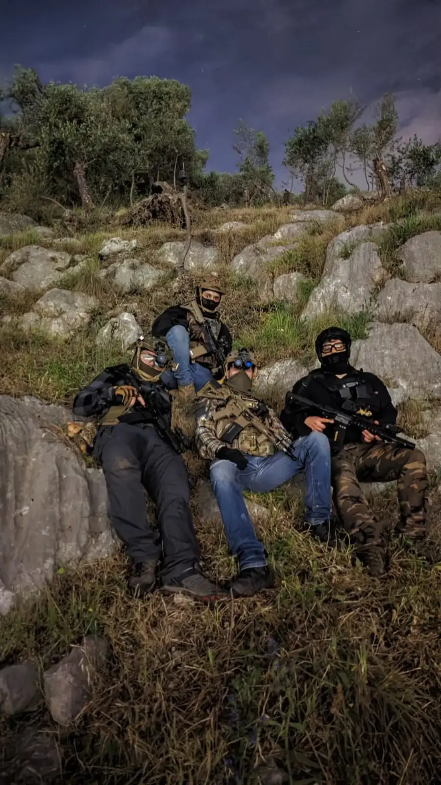 #militarylife #airsoftclips #sanfeliceacancello #softairitalia🇮🇹 #foryour #fyp #police #walking #multicam #military #action #spiritussystems #1431mk2 #argus #nightvision #pvs14 #thermal #recon #militarylife #militaryaction @Markus 
