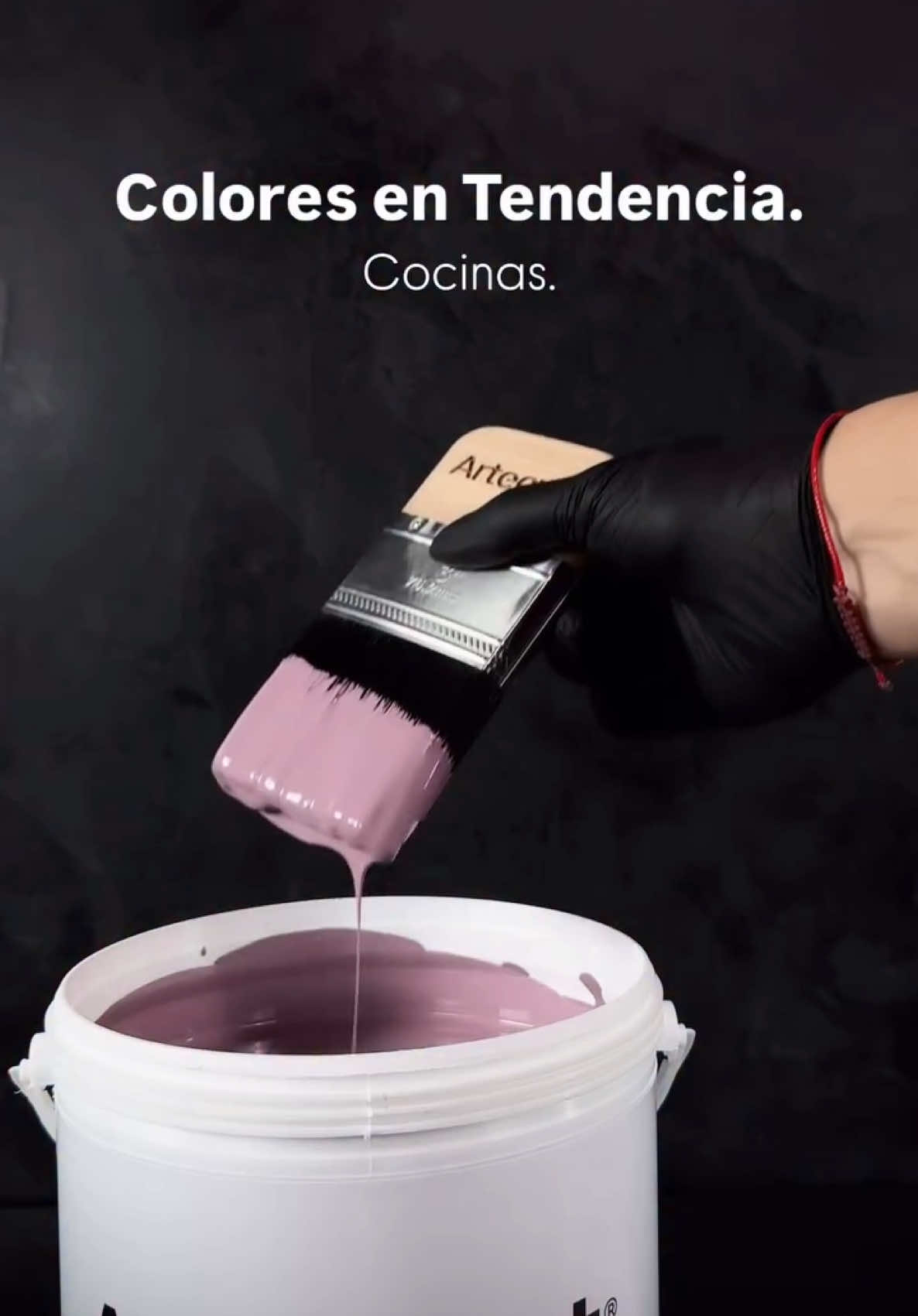 COLORES PARA COCINAS  👉🏼 SOLICITA POR COMENTARIOS: 1-Catálogo de colores COCINAS 2-Catálogo de colores DORMITORIOS 3-PRECIOS de pintura ArteLatex Multisuperficie ARTELATEX MULTISUPERFICIES es una pintura color con altísimo poder cubritivo en una mano. De uso interior y exterior. Colores en tendencia listo para usar.  * Balde X4 litros.  * Balde X10 litros. ARTECRET - Texturas, efecto y colores ❤️ #Cocinas #kichen #colores #tendencia #Receta #pintura #remodel #floor #microcemento
