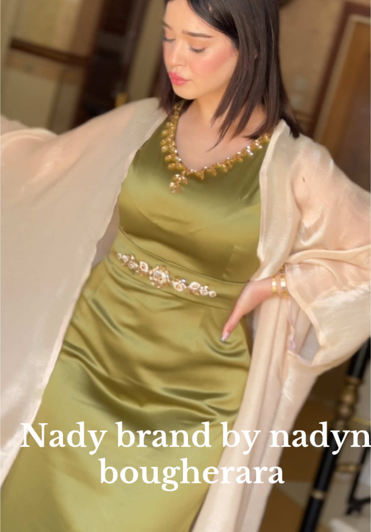 Robe rayan disponible sur commande  🍡❤️#عيد_مبارك #عيد #ourgla #جبةالعيد2025 #caftan #dresses #batna05_chawiya🇩🇿💪 #beauty #عيد_الفطر_المبارك #شعب_الصيني_ماله_حل😂😂 ##عيد2025 