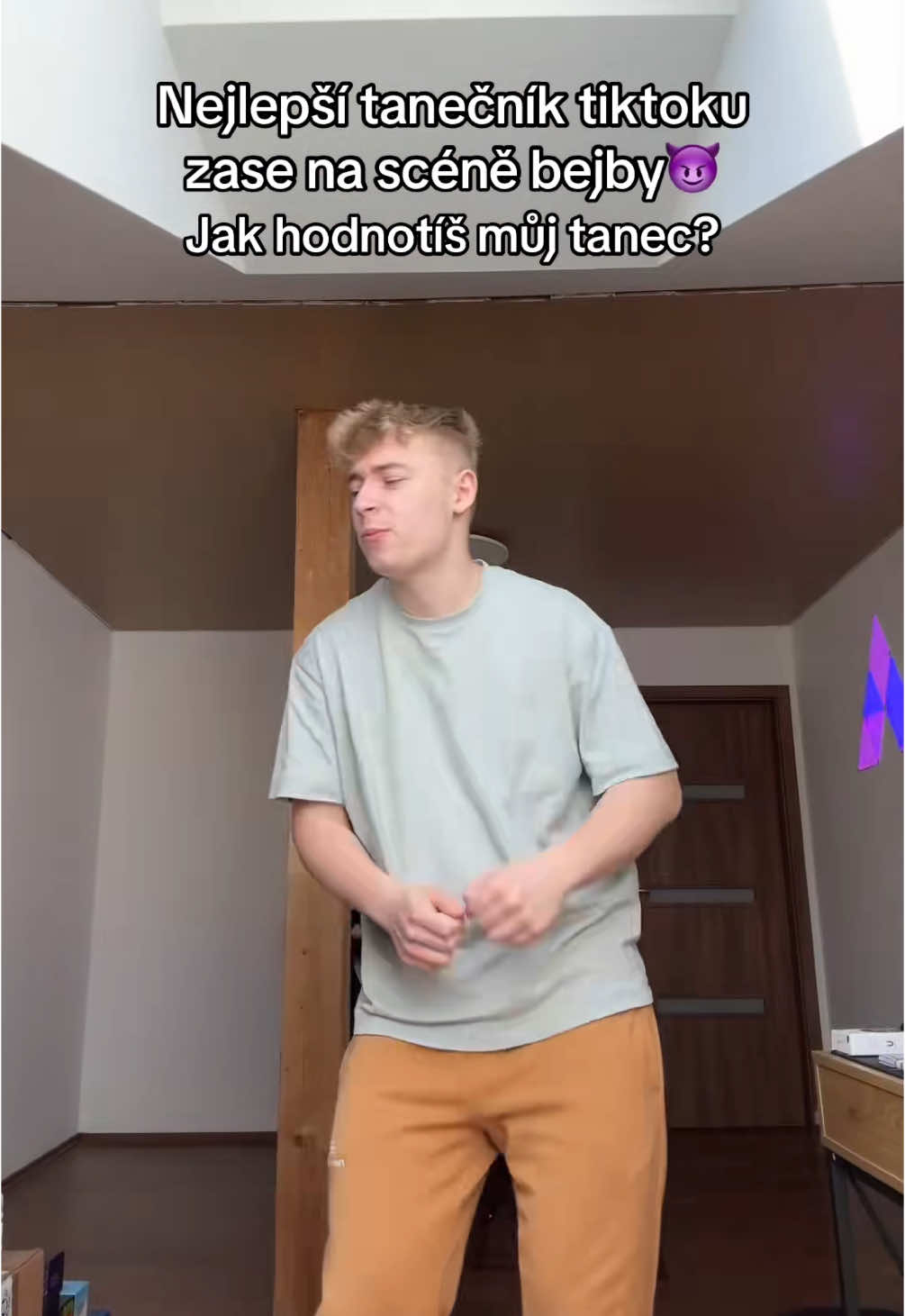 Největší legenda TikToku zpět na parketu, bejby 😈💃 Krok sem, krok tam a vibe jak král! 🔥 Sleduj mě, jestli ti tenhle pohyb něco říká! 🚀🕺 #tanec #tiktoklegend #czsk #sranda #vibes #foryou #followme