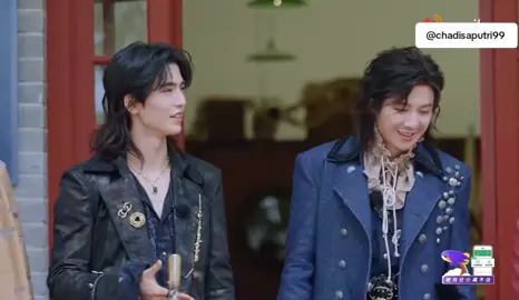 makin hari makai absurd tingkah kakak beradik ini, ga seru kayaknya kalau ga ribut sehari aja🤭😂🤣❣💫 #zhanglinghe #jinjing #dilrabadilmurat #liuyuning #zhoukeyu #jolinjin #baiyu #thetruth #thetruth3 #cdrama #chinesedrama #varietyshow  #actorchinese #viral #foryou #fyp 