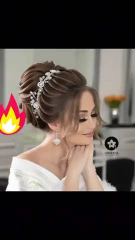 يعلن صالون جوهرة الباب عن اقوى لعروض للعرائس مدة العرض   من اليوم لبعد العيد ب ١٠ أيام  لف عاروس مع مكياج ورموش وعالطلب ١٢٠٠ تسريحه فير مع الغرة المطلوبة ٢٥٠ تسريحه قشر حسب الموديل من ٣٠٠ لل ٥٠٠ احدث رسمات المكياج مع رموش ١٠٠ يتوفر رسمات حنه حسب الطلب  ميش بلاتيني علسلوفان وقبوعه بأحلا الاسعاررررر. يوجد دورات تعليمية من الصفر للاحتراف بأسعار رمزية  العنوان مدينة الباب حارة جامع بلال مقابل مدرسة همم للتواصل ولحجز علخاص#كوافيرة