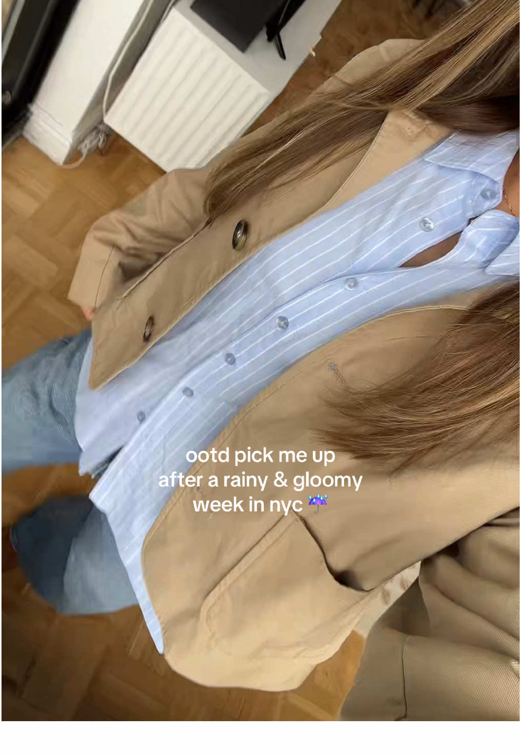 Can this weather stop ☔️ #OOTD #nyc #newyorkcity #outfit #denim #trench #workootd #weekinthelife 