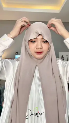 Hijab instan paling sat set no ribet ribett..mumpung restock yuks 🤗🫶🏻 #hijabinstan #ootdhijab #hijabstyle