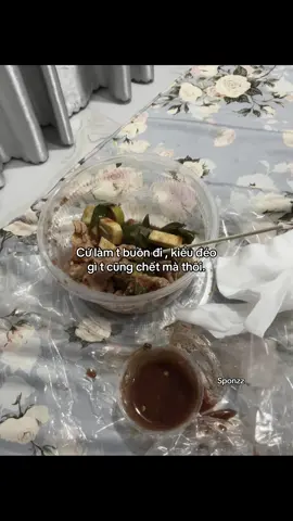 thế nhé #banbe #giadinh #xhh #xuhuongtictoc #fypツ #💔 #buon #tuithanphatkhoc #apluc #viral 
