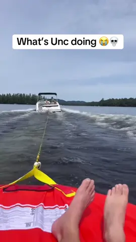 What the sigma 🤣 @Lucky Chuckie #boat #water #fail #unc 