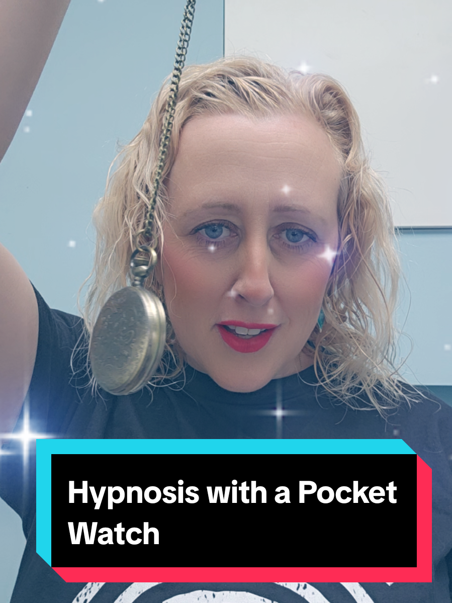 hypnosis with a pocket watch comment if you want me to hypnotize you with a pocket watch #hypnose #hypnotherapy #lovehypnosis #hypnotist #pocketwatch 