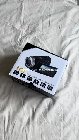 ready for a camcorder summer 📹 