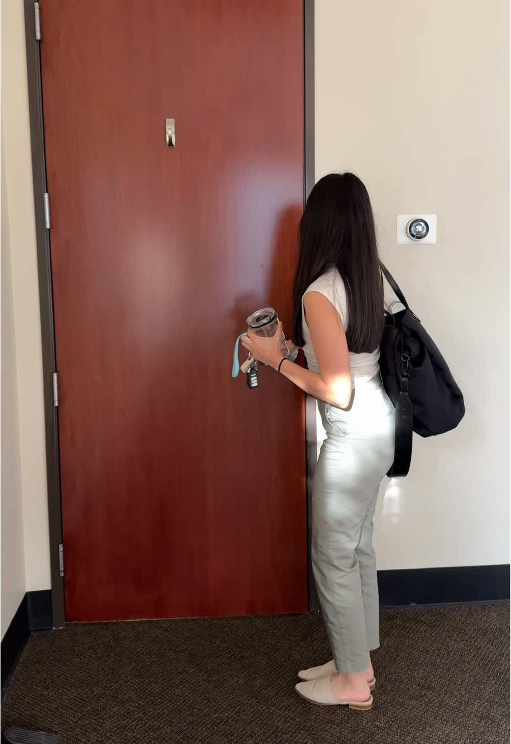 Another day, another ASMR work vlog👩🏻‍💻                #cozyworkoffice #cometoworkwithme #calmofficesetting #cozyworkoffice#corporate #corporatelife #asmrworkvlog #workasmr #cozyoffice #officelife #9to5#workwithme #workvlog #humanresources #HR #hradministrator #HR #fyp #foryoupage