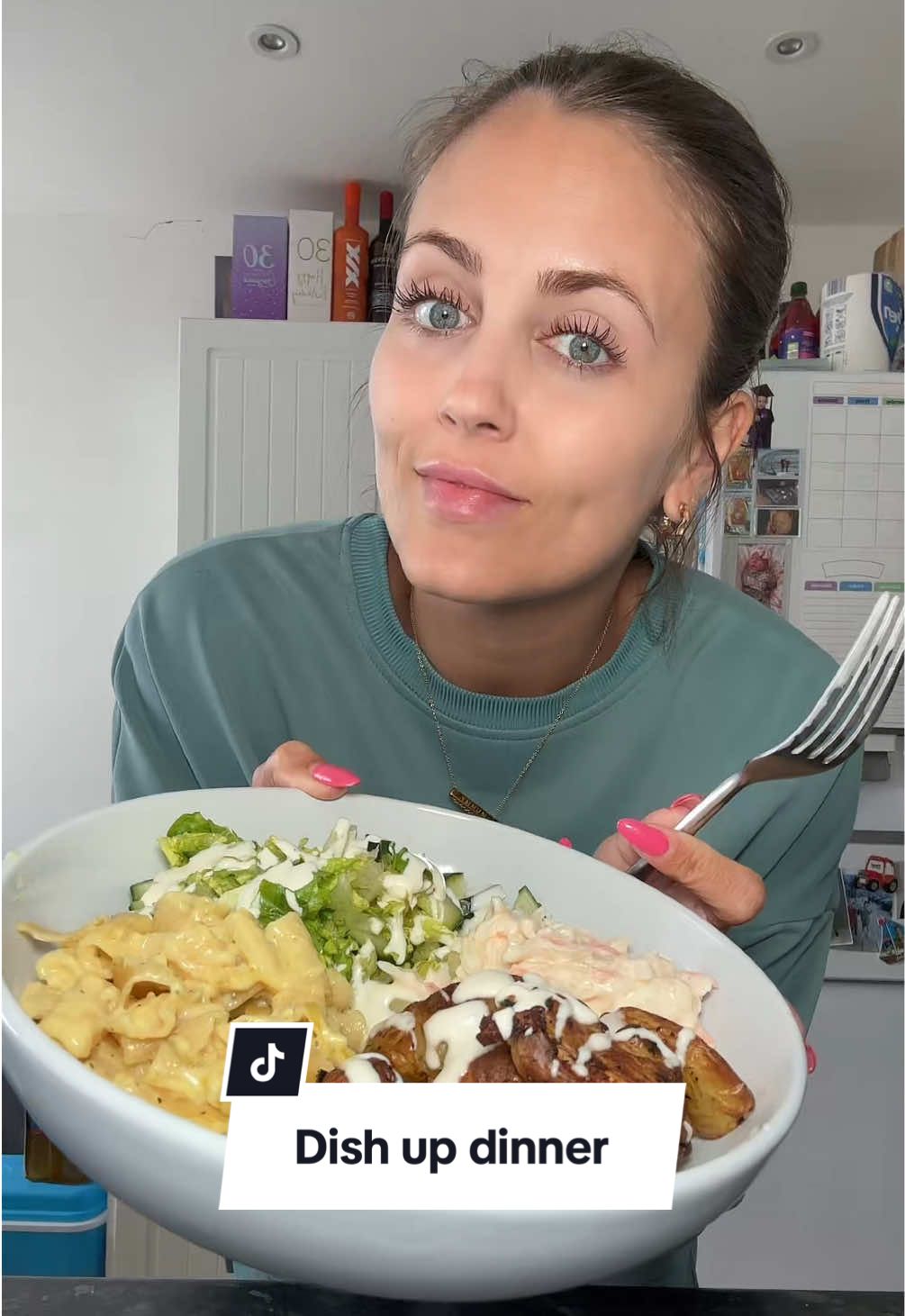 Dish up dinner! OMG THEM POTATOES 😍 why haven’t I done them like this sooner! We all ate the lot 🤣 so yummy! #dud #dishupdinner #food #fyp #plateup #dinnertime #dinner #homecook #dishup #mumtok #motherhood 