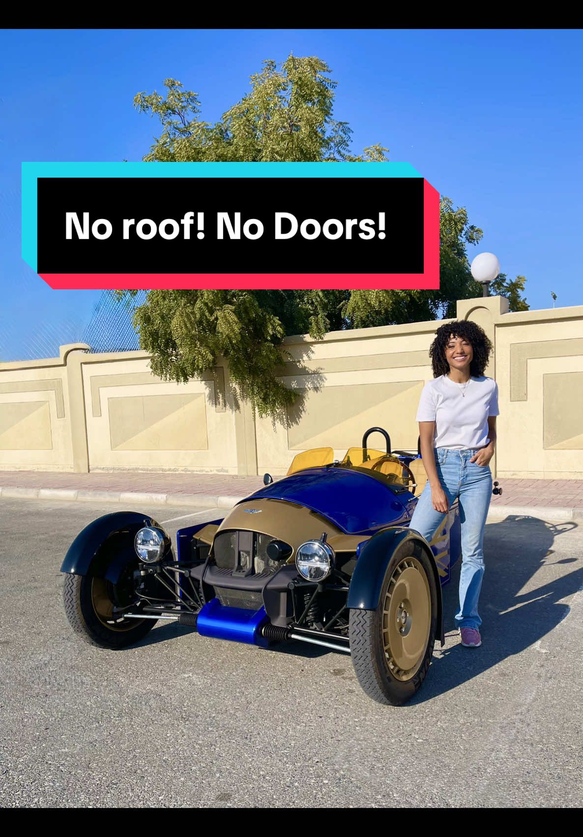 No roof, no door! No problem 🥳 . #classiccar #morgan #car #cartok 