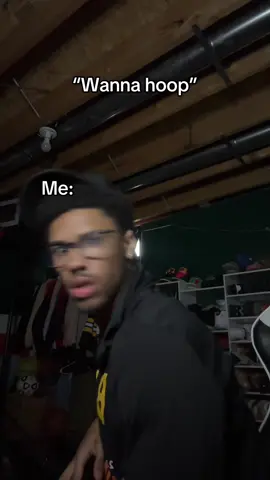 I wanna hoop ofc I do #fyp #fypシ #basketball #viral #hoops #sports 