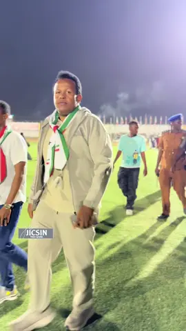 Chief of staff xog haya guud ee madaxweynaha somaliland #abdulkadir_eidleh waa nin kusuntan dul qaad isku wad naxariis isku hayn bulsho aqooon leh jicsin ahaan taydana abaal wayn igu leh sharaf iyo karaamo wall 🙏🏼❤️#jicsin_vediography🎥 #somalilandtiktok💚🤍❤ 