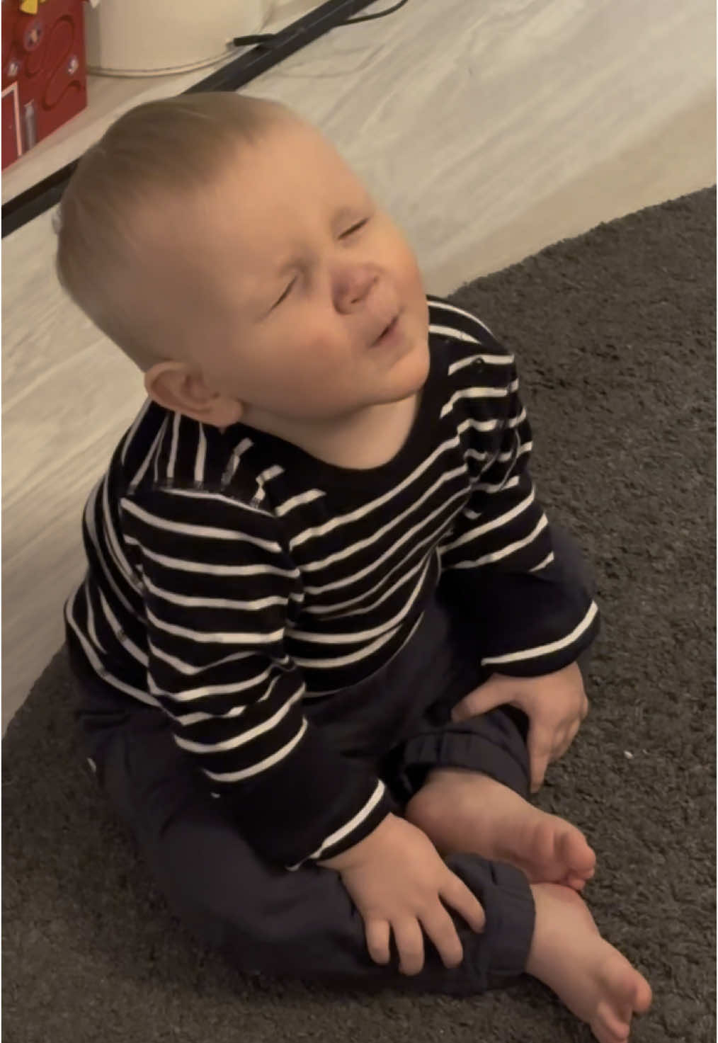 In the zone 🕺 #dancingbaby #feeling #rythm 