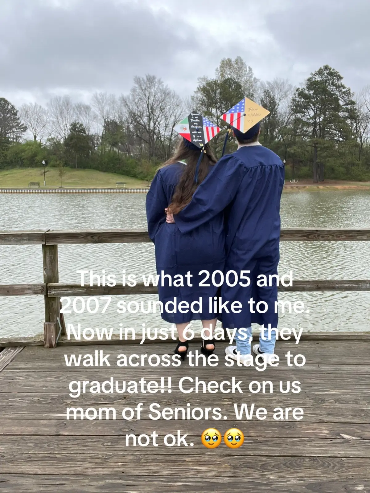 #seniormom #classof2025 #foryoupage #fyp #graduates #proudmom @🇲🇽❤️ @Leo 