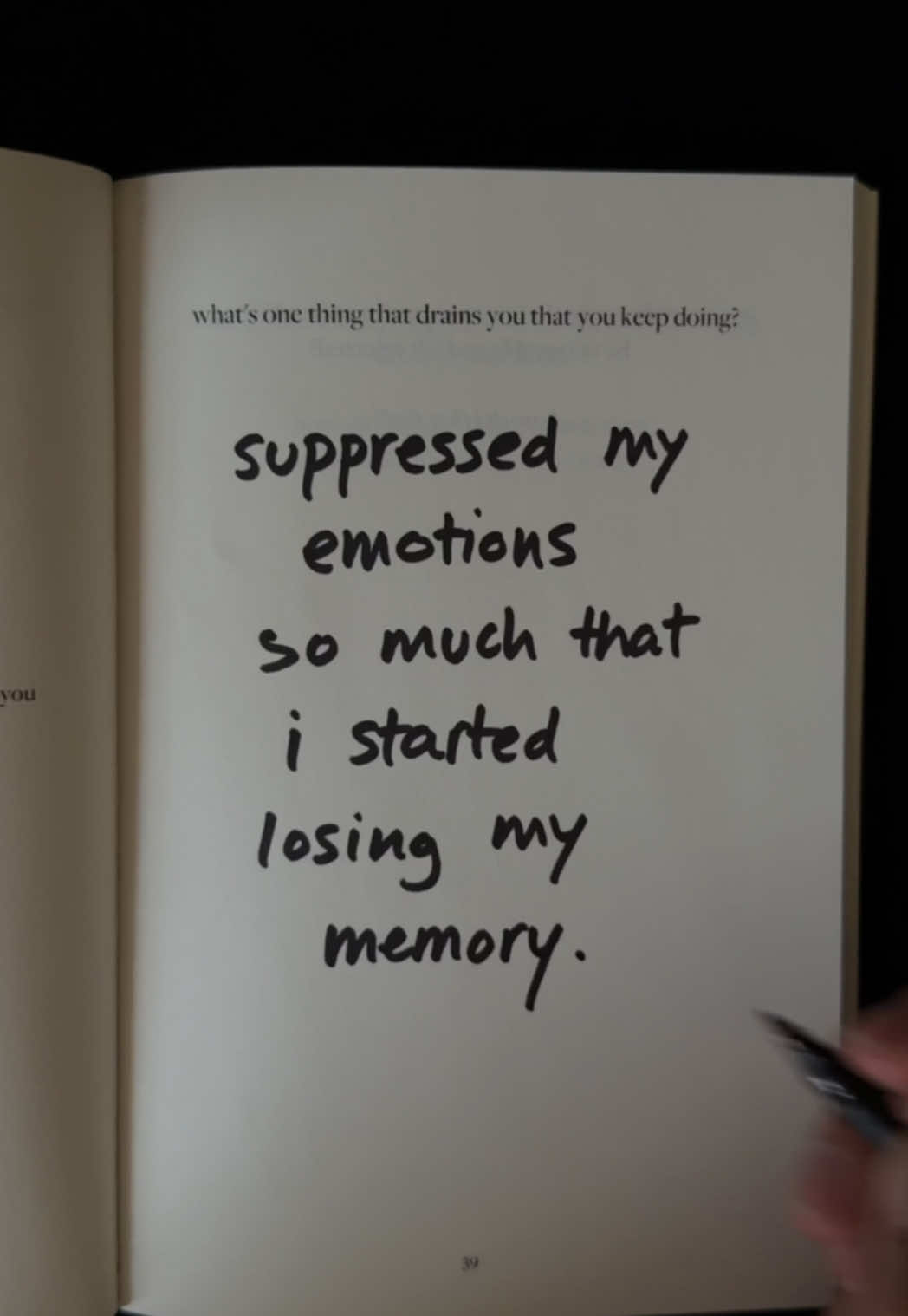 suppressed my feelings so much i don’t remember things anymore #journalprompts #MentalHealth 