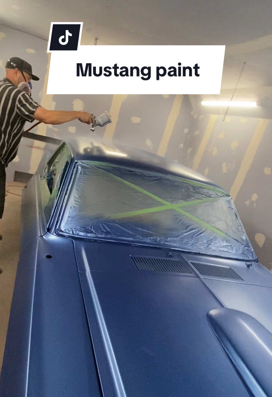 Time to paint the mustang #mustang #gunslingerspeedshop #painting #custompaint 