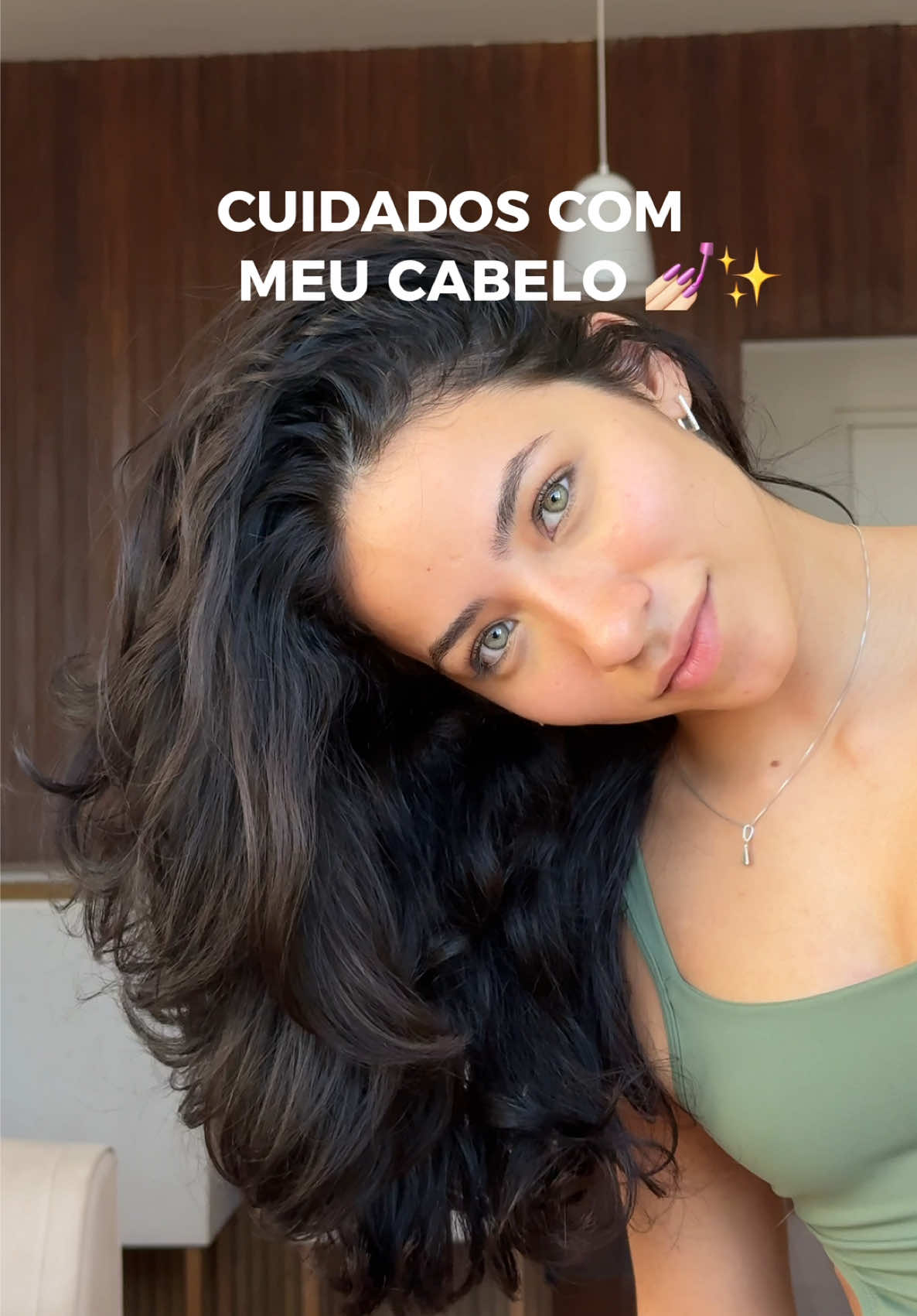vem lavar meu cabelo ondulado comigo 🩷✨ #isaabrahao #cabelo 
