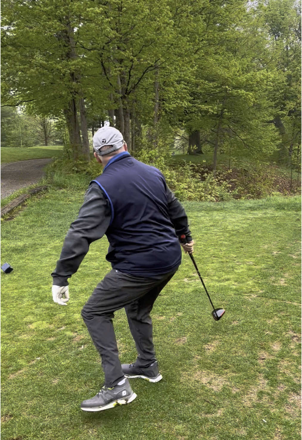 Told him we were doing a sponsored video for a gimmick product😂 #prank #dad #golf #golfprank #funny 