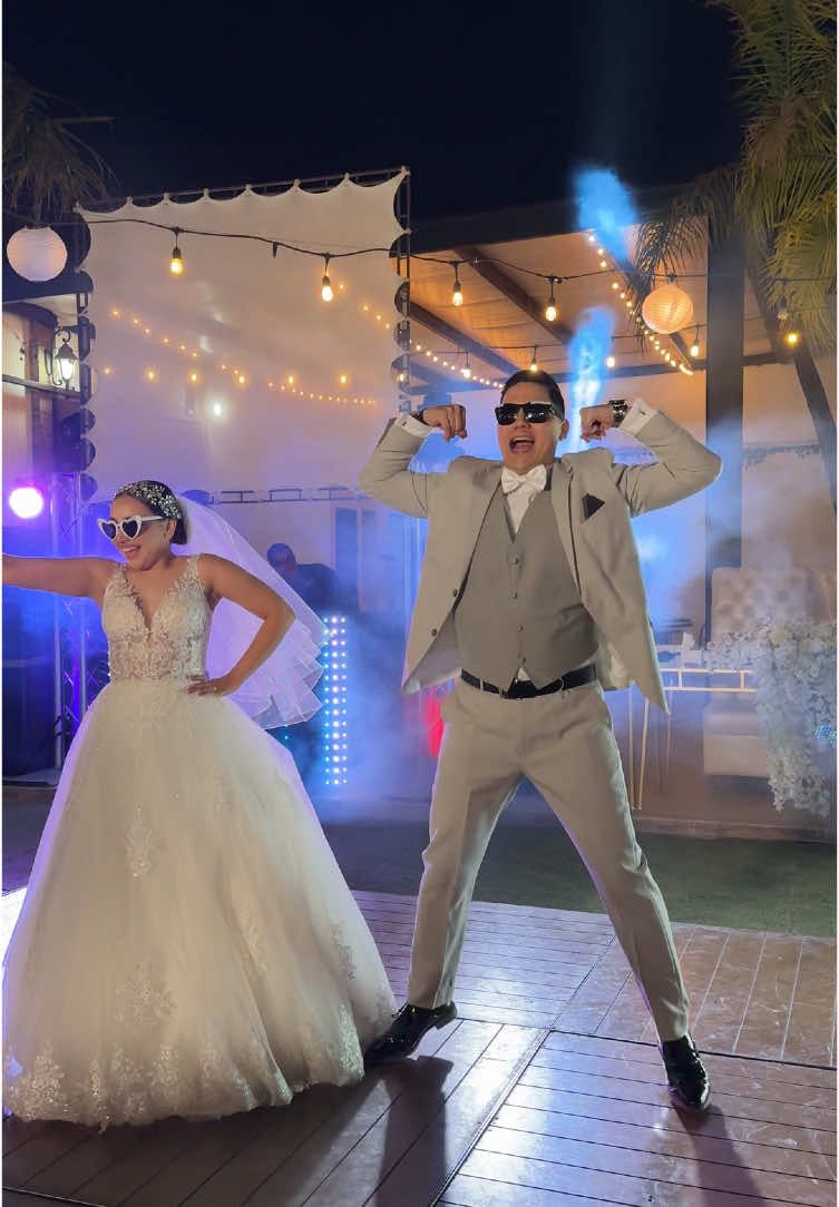 LO GOZAMOS Y NUESTROS INVITADOS TAMBIEN 🪩💣✨  #novios #mix #bodas #fiesta #weddingvibes 