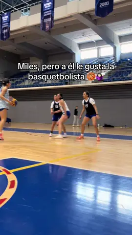 Ya digan a quien le gustó yo JJAJAJJAA #fyp #foryou #parati #viral #basketball #basketballgirl 