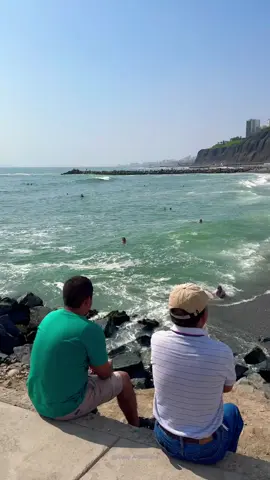 Playa La Pampilla Costa Verde  Miraflores Lima Peru #beach #beachvibes #beachday #miraflores #miraflores_lima_peru #mirafloreslima #lima #playas #costaverde #costaverdeperu #costaverdemiraflores