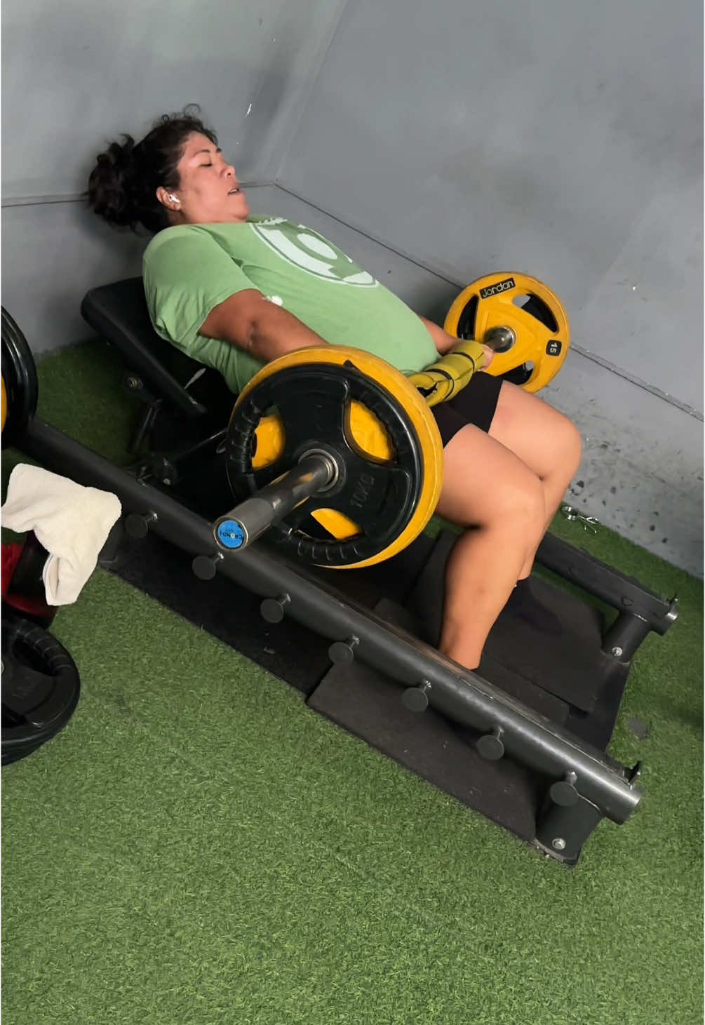 Podemos hacerlo… si podemos 😎😎😎  #mamadebabyO #babyo #mamaprimeriza #boymom #tacna_peru🇵🇪 #perú🇵🇪 #aprendiendoasermama #boymomma #momblogger #curvytiktok #pluzesize #mom #momfitness 