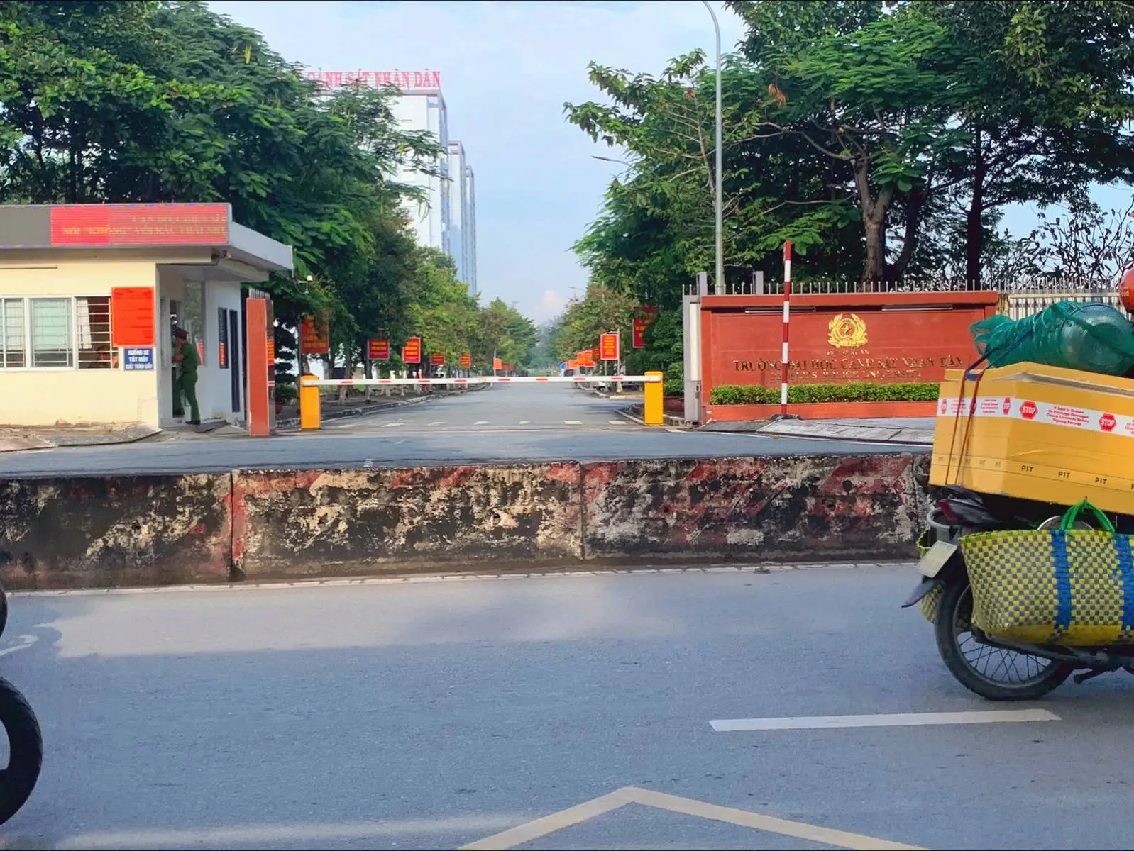 Trường Đại Học Cảnh Sát Nhân Dân T05👮🇻🇳. #đaihoccanhsatnhandan #kimtrong_200_ #tim❤️❤️ #xuhuongtiktokk #xuhuong2025 #xuhuong #tim❤ #xuhuongtiktok2024 #congannhandan #xunghuong #T05 #daihoccanhsatnhandan 