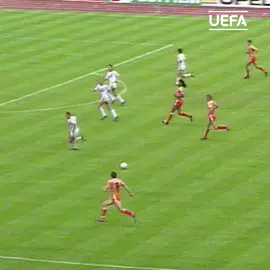 Legendary Goals number 4: Marco Van Basten #footy #footballtiktok #footballvideo #goal #goals #vanbasten #netherlands