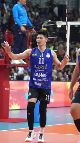 spike lurus pak lurah💥🔥#proliga2025 #volleyball #vollyindonesia #lavani #dimassaputra 