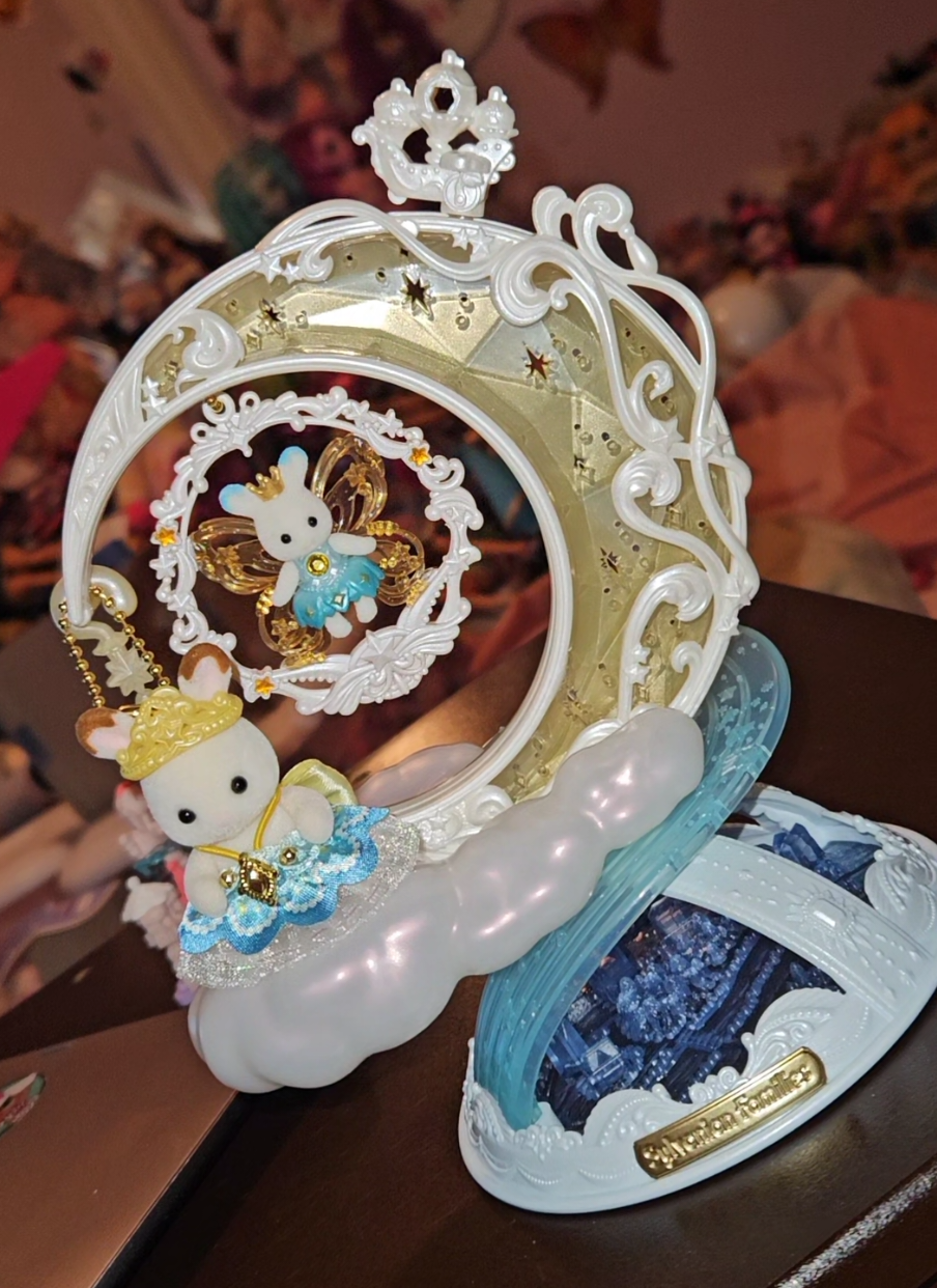 I got the fairy charm twilight sylvanian families display! it's absolutely so gorgeous and so worth the wait/money #calicocritters #fairy #sylvanianfamilies #sylvanianfamily #bunny #bunnies #calicocritterstiktok #calicocritterscollection #toy #toys #toycollector 