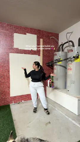 She’s perfect 🥹💕 My little sancuary 🧘🏻‍♀️🫶🏼 #pilates #pilatesworkout #pilateslovers #pilatestiktok #matpilates #workout #homeworkout #homegym #DIY #diyproject 