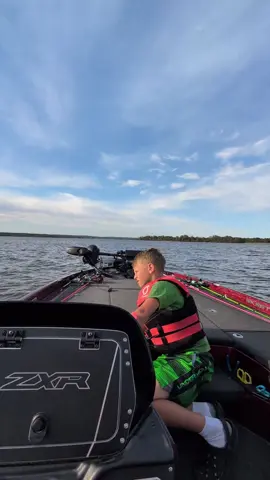 Not much a cruise down the lake in the bug won't cure 🦟#skeeterboats #gopro #alwaysberecording #yamaha #grandlakeoklahoma 