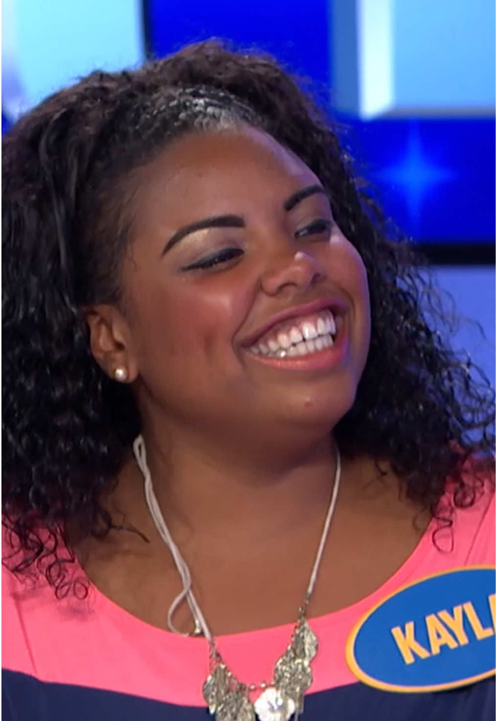 “What’s your major?” 😁😁😁 Kayla cracks up @Steve Harvey!