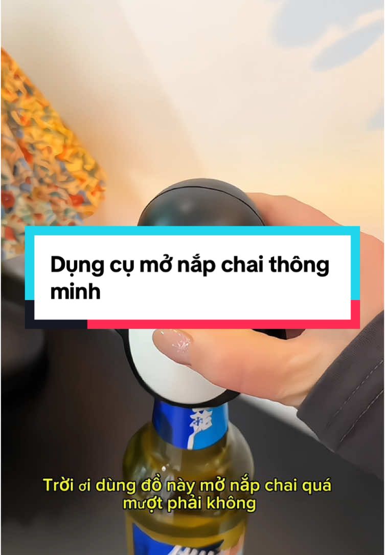 Dụng cụ mở nắp chai thông minh #giadungthongminh #giadungtienich #fyp #nộitrợ #dungcumonapchai 