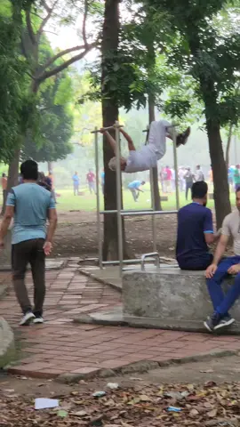 বুইড়া বেটার এই কাজ টা কি মানায়!