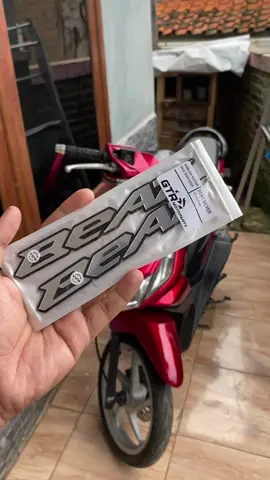 Beat karbu kece abis #beatkarbu #modifmotor #emblem #hondabeat #stiker 