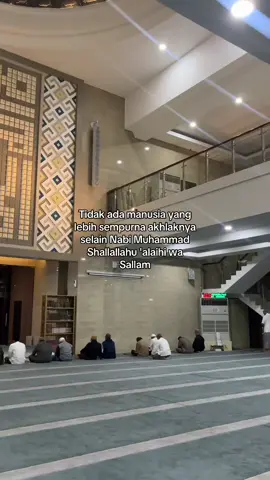 Idola sejati adalah yang paling mulia akhlaknya#fyp #islamicquotes #islamicreminder #fyppppppppppppppppppppppp #motivasihijrah #masukberanda #xybca #fouryoupage #nabimuhammad 