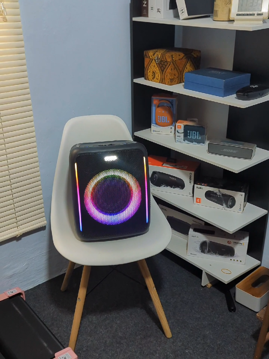 Membalas @prabulaksana83 Auto geter kaca klo di full Volume EGGEL Fortis 2 . . . #eggelfortis2 #eggel #cheksound #speakerbluetooth #speakerportable #speakerkaraoke #bangkumis 