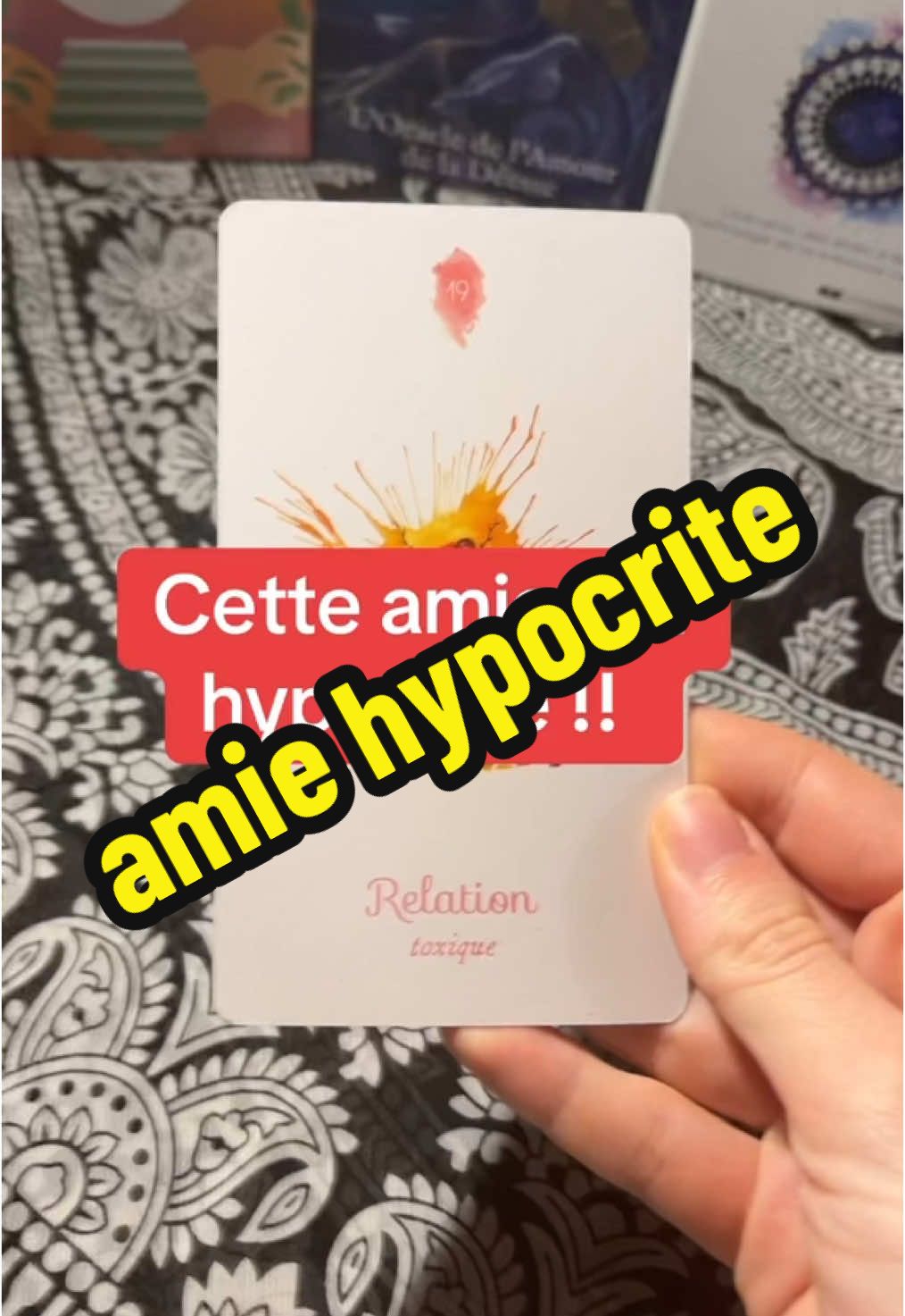 fait très attention à cette femme ! #femme #jalousie #toxique #univers #voyance 