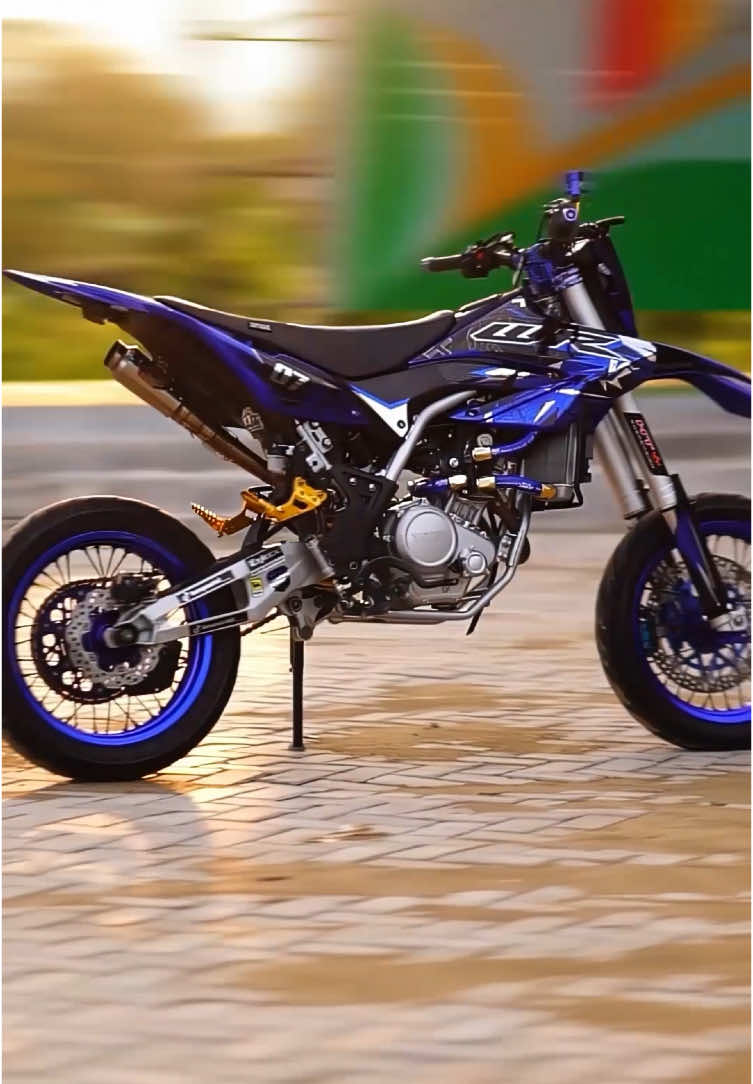 ini bagus cmn gbisa fyp :)                       #wr #wr155 #wr155supermoto #yamahawr155 #supermoto #supermotoherex #supermotoplatkt #platktiniboss #fyp #fypviralシ #masukberanda #masukberandafyp 