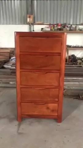 Tủ 5 ngăn kéo Romsey gỗ sồi, sơn màu cánh gián theo yêu cầu. Chi tiết: https://ibie.vn/san-pham/tu-ngan-keo-romsey-5-hoc-go-soi/ KH: Cô Hường – Q.Gò vấp #noithatgosoi #tungankeo #ibie